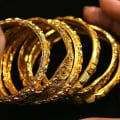 Does gold generate income?